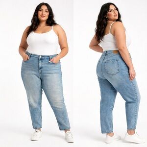 Levi’s Mom Jeans 20W High Waisted Light Wash Stretch Denim Plus Size